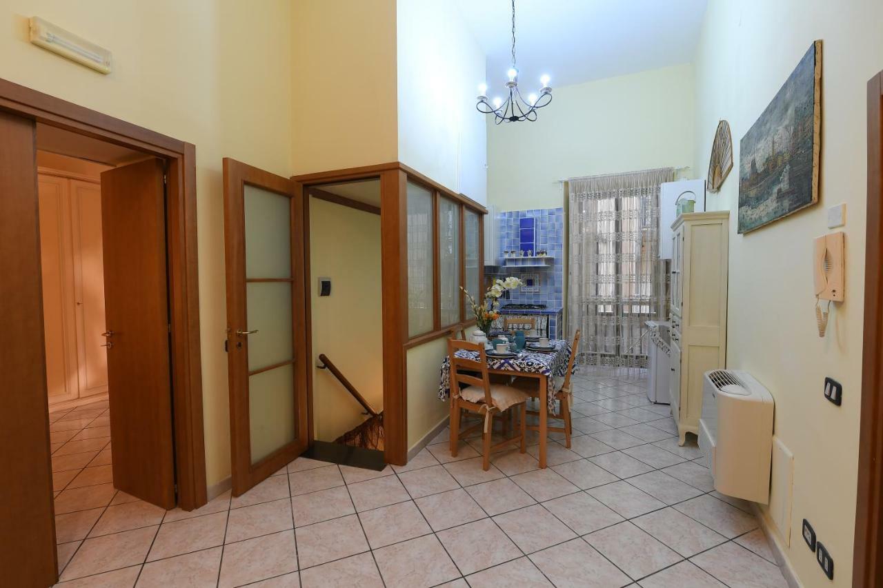 Salerno Centro Appartement Buitenkant foto