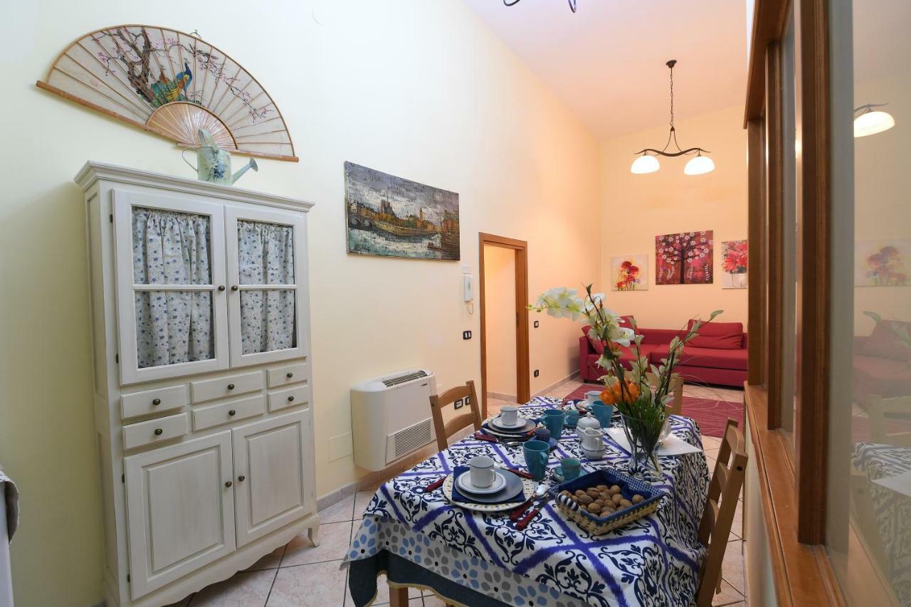 Salerno Centro Appartement Buitenkant foto