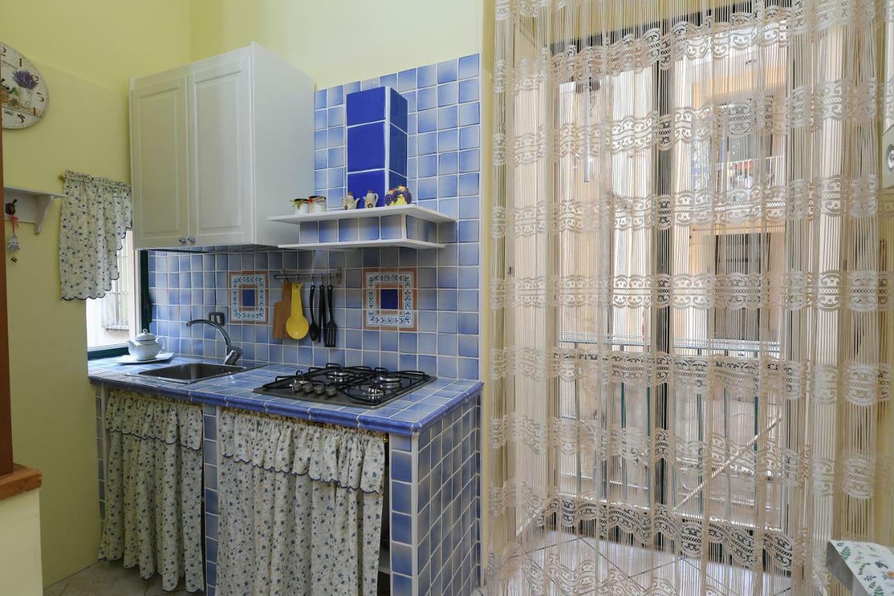 Salerno Centro Appartement Buitenkant foto